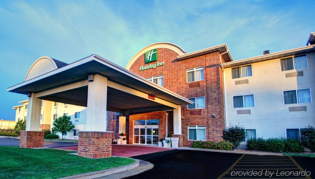 马什菲尔德会议中心假日酒店 Marshfield 外观 照片